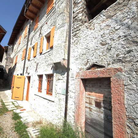 Albergo Diffuso Valcellina E Val Vajont In Erto Exterior photo